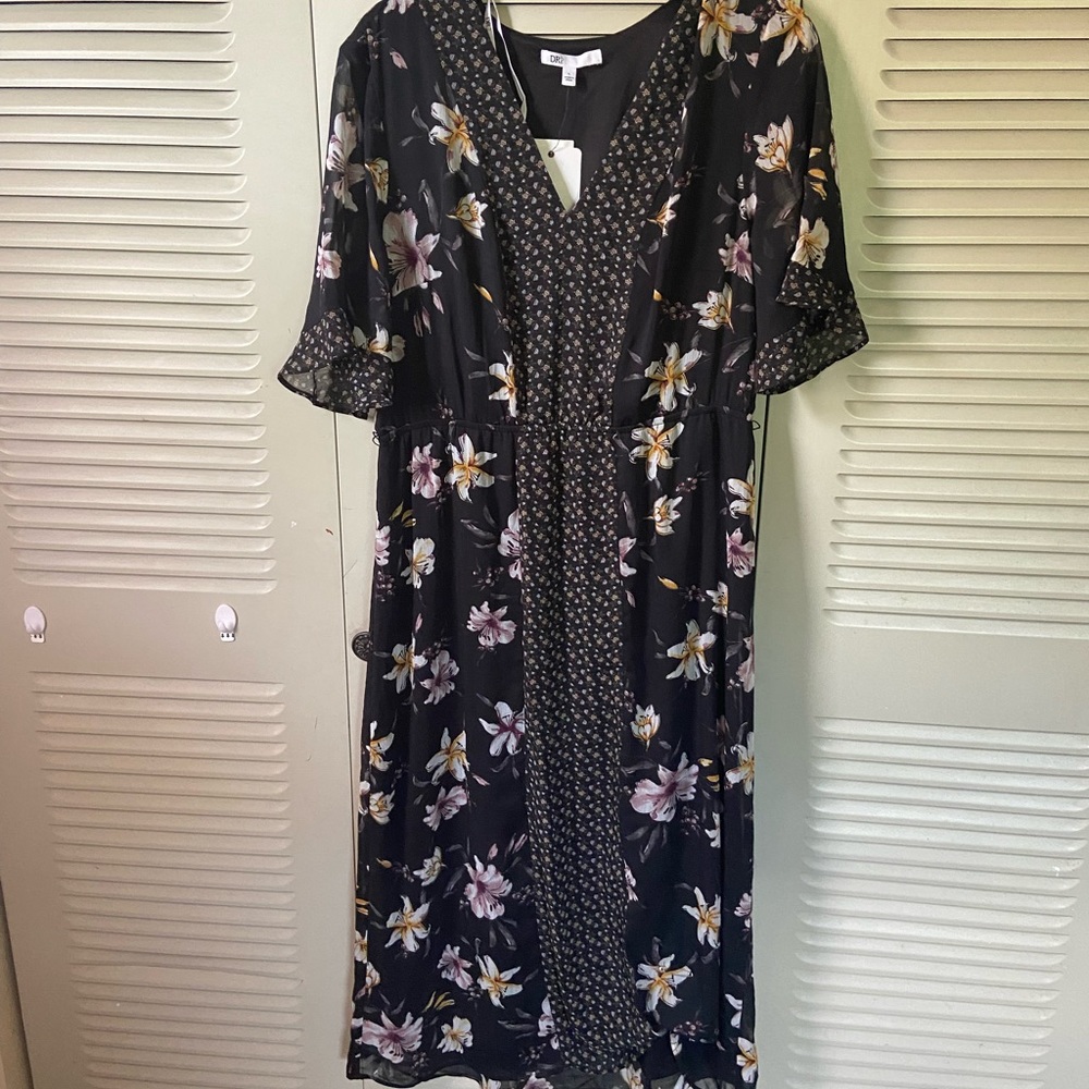 DR2 NWT Bohemian Midi dress